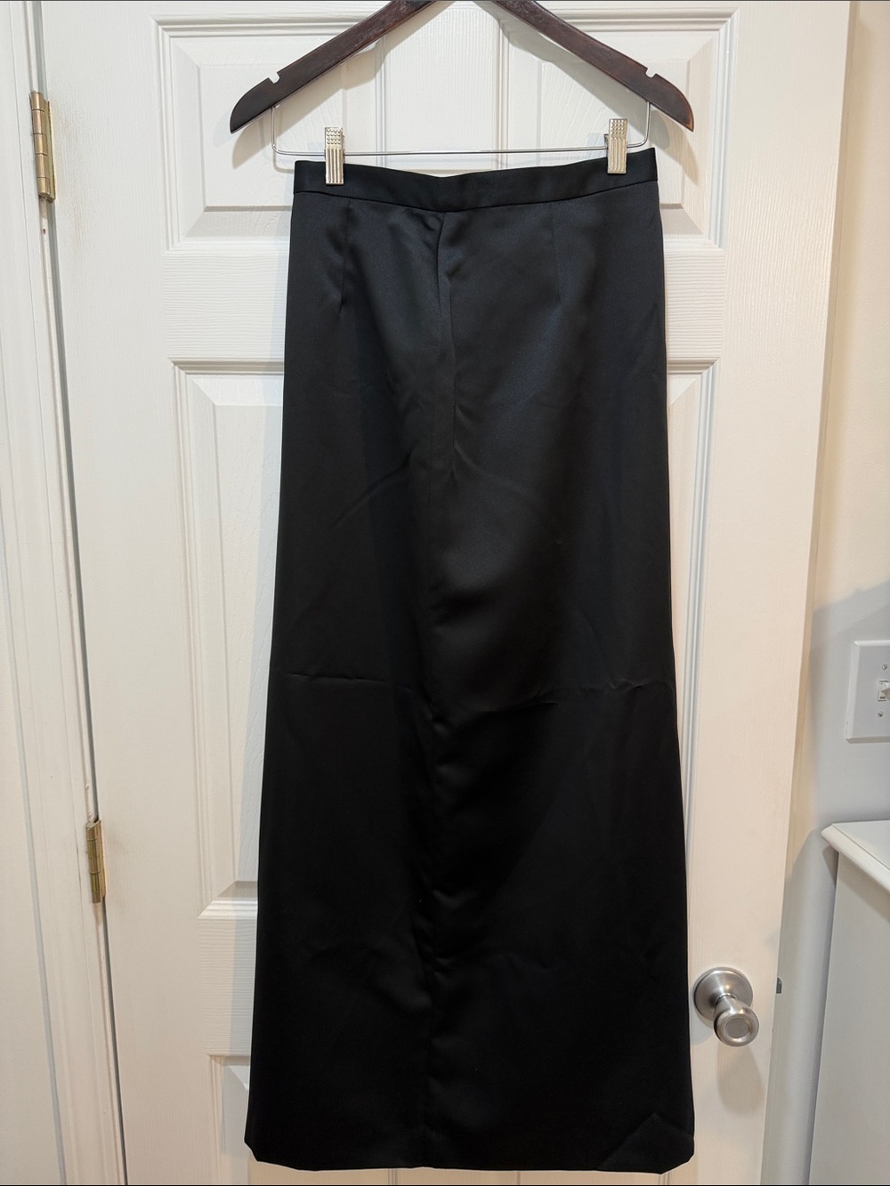 !it jeans Black Maxi Skirt - Sleek Straight Design